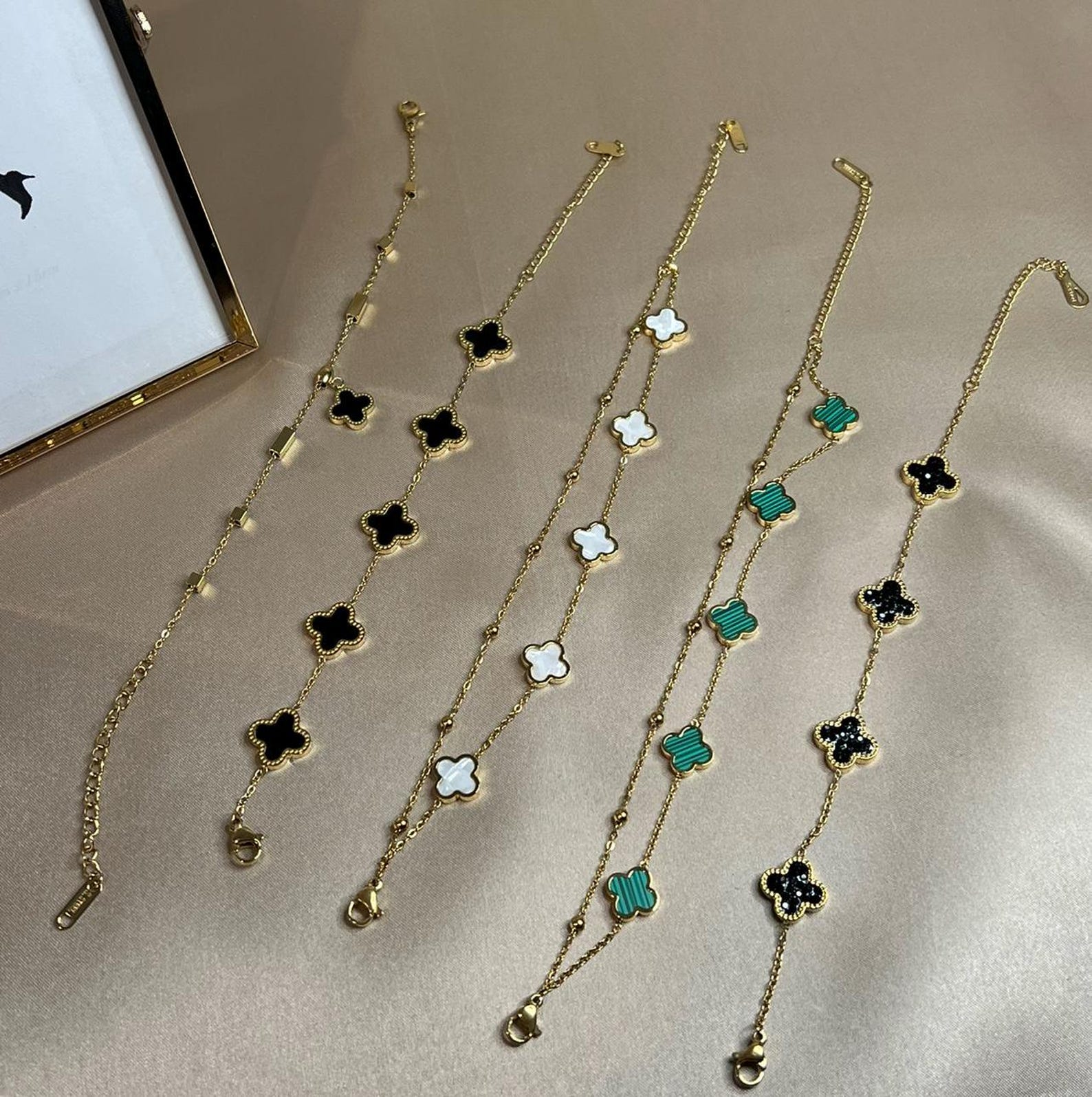 Women's Jewelry Set Stainless Steel Hypoallergenic Clover Necklace Bracelet Earrings main image 1