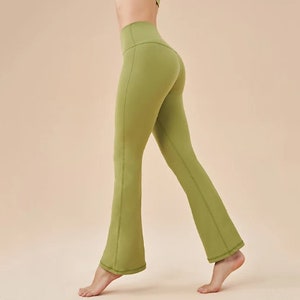 Gym Women's Pants, Handmade Yoga Leggings, Bell-bottoms Tight Elastic Breathable Sports Pants, Back Waist Pocket Women's Pants Matcha Green
