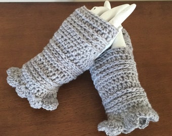 Fingerless Gloves Crochet Pattern: Stylish Wrist Warmers (Beginner Friendly)