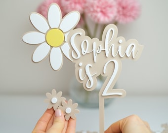 Personalized Daisy Cake Topper: Double Layered Acrylic, Floral Party Decor