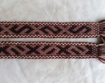 Cintura in lana intrecciata a mano – cioccolato finlandese