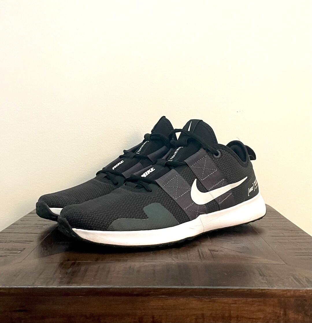 tr2 nike