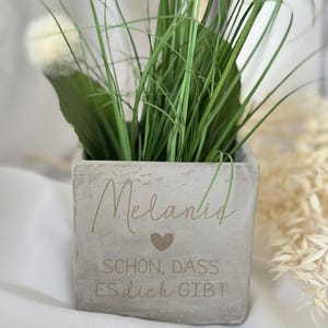 Personalisiertes Blumentopf in Betonoptik| beste Freundin| individuelle Gravur |Geschenkidee zum Geburtstag |Dankeschön| Kleinigkeit