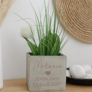 Personalisiertes Blumentopf in Betonoptik| beste Freundin| individuelle Gravur |Geschenkidee zum Geburtstag |Dankeschön| Kleinigkeit