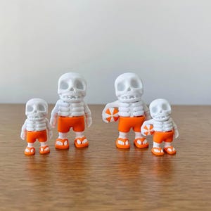 Mini Summer Skeleton  - Multiply Sizes Available | Sensory Pets | Flexible | Cute Mini Gift | Articulated |  Fidget Toy | 3D Printed