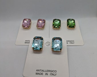 Oorknopjes voor dames met smaragd geslepen gekleurde steen, groen, blauw, aquamarijn en roze, juweel gemaakt in Italië, handgemaakt