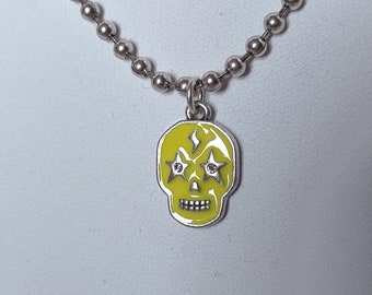 Ketting met neon gele Mexicaanse schedel NIEUW nikkelvrije kostuumsieraden