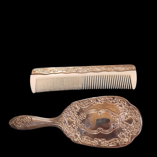 Vintage brush and comb set of 2 pieces