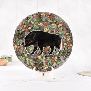 Large Antique Gien France &quot;Rambouillet&quot; Plate – Wild Boar Design – French Faience Hunting Scene – 13.6&quot;- Gien Rambouillet Collectible Plate.