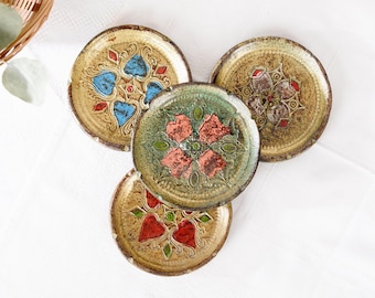 ヴィンテージ彫刻木製コースター：6枚セット マルチカラー手描き