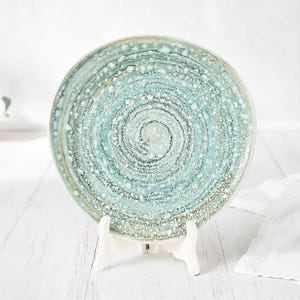 Plato "Mousse" vintage de Niderviller, de mayólica francesa, de 25 cm, forma orgánica, obra de arte de pared de cocina MCM, esmaltado verde, pintado a mano.