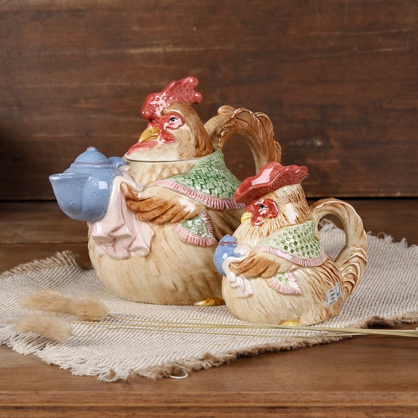 Théière en forme de poule FITZ & FLOYD, avec pot à lait en forme de coq. Service à thé, original authentique, porcelaine céramique vintage.