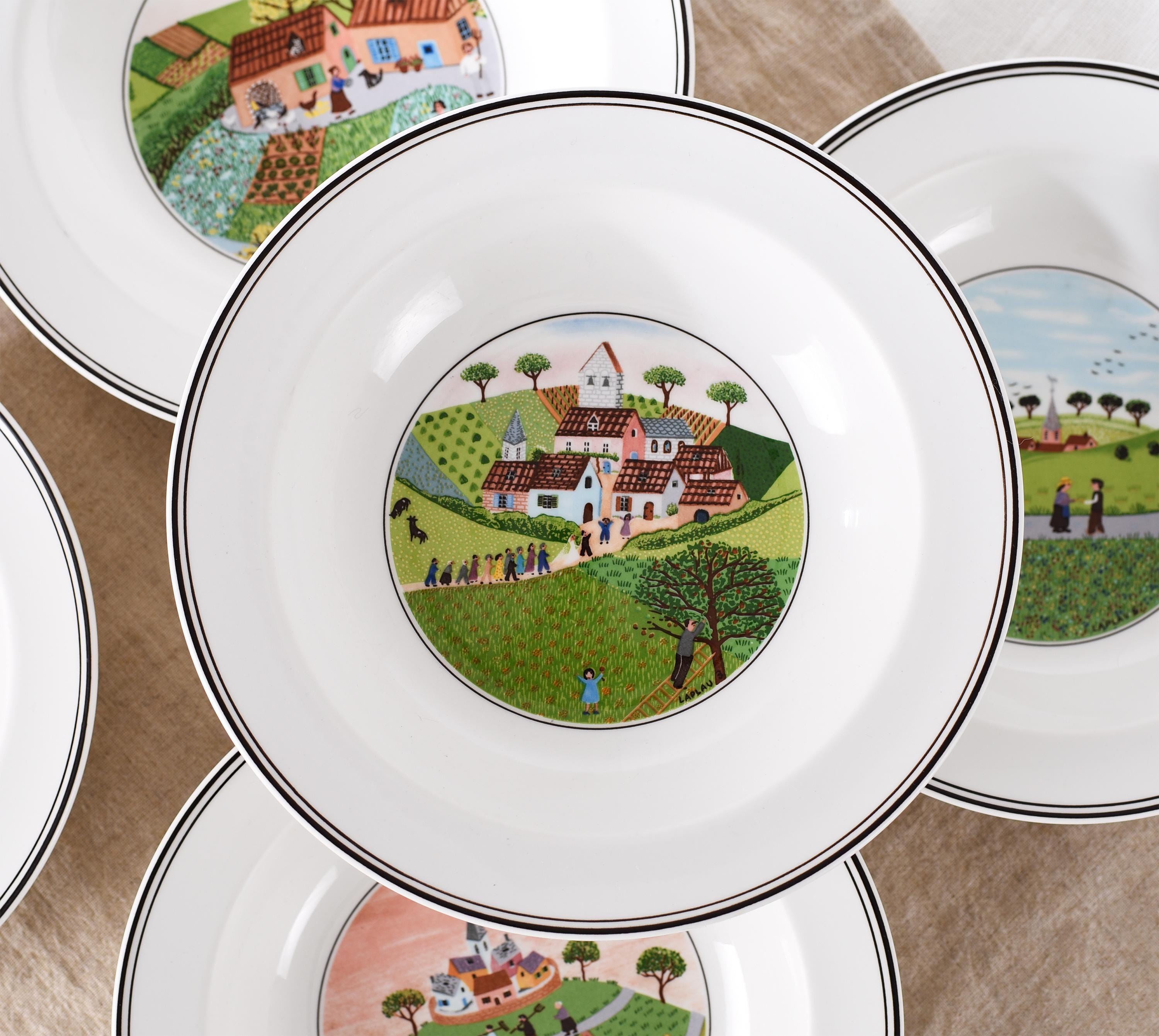 SET OF 5 Villeroy and Boch Naif Soup Plates, 7.8