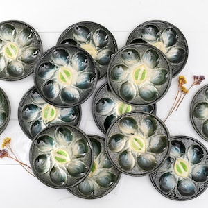 Exceptional St Clement Oyster Plate - Antique Majolica Oyster Plate circa 1950 - Vintage French Ceramics Plate for Oysters and Seafood