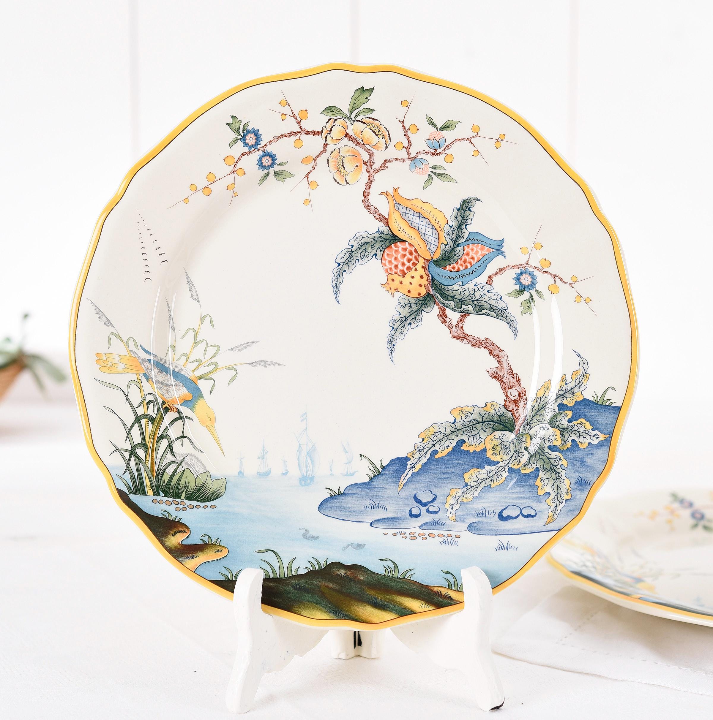 Gien Caraïbes Dinner Plate - Vintage French Faience - Exotic Bird