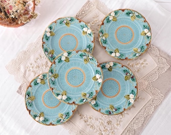 Zeldzame Turquoise Sarreguemines Majolica Plate- Art Nouveau Strawberry Wall Art- 19e-eeuwse Franse Barbotine- 8" Collector Piece- Individueel verkocht