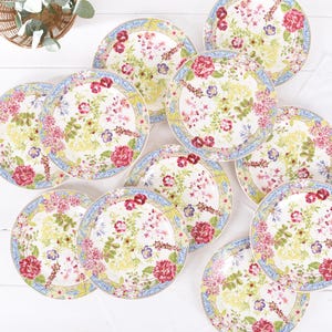 Gien France Plates Millefleurs - Vintage French Ceramic Floral Dining Decor- Cottagecore Farmhouse Kitchen Tableware- Spring Garden Style.