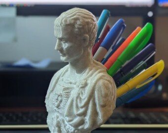 Julius Caesar pen holder | Office Desk Organization | Cool gift ideas | teacher | school children