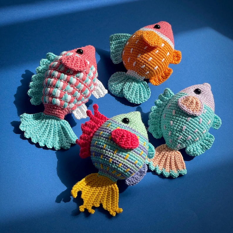 10-i-1-virkmönster för akvarier i PDF-format. 10-i-1-amigurumi med havsdjur. Fisk, mussla, sjöstjärna, snigel, sjögräs bild 12