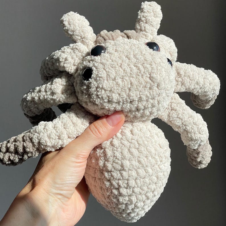 Realistic Spider Crochet Pattern PDF. Plush Stuffed Animal Tutorial. Large Amigurumi Toy image 4
