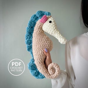 Haakpatronen groot zeepaardje pdf. Patroon oceaandieren. Amigurumi-speelgoed. Doe-het-zelfknuffels