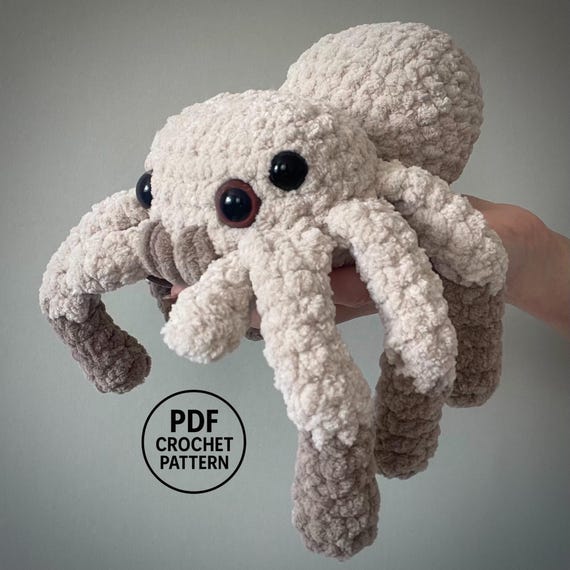 Realistic Spider Crochet Pattern PDF. Plush Stuffed Animal Tutorial. Large Amigurumi Toy