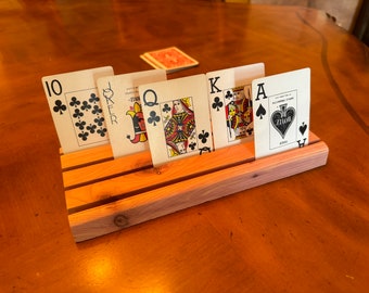 Spielkartenhalter, Kartenhalter aus aromatischem Zedernholz, Kartenhalter aus Holz Geschenk