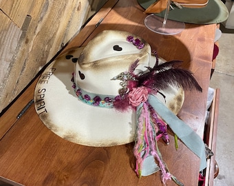 Sombrero de vaquero 100% lana quemado y con marca blanca personalizada de Free Spirit