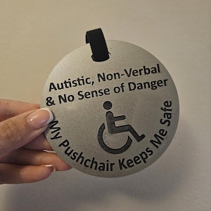 Autistico, non verbale o non parlante e nessun senso di pericolo Tag per passeggini per disabili, Bisogni speciali Disabilità nascoste, Disabili, Autistico