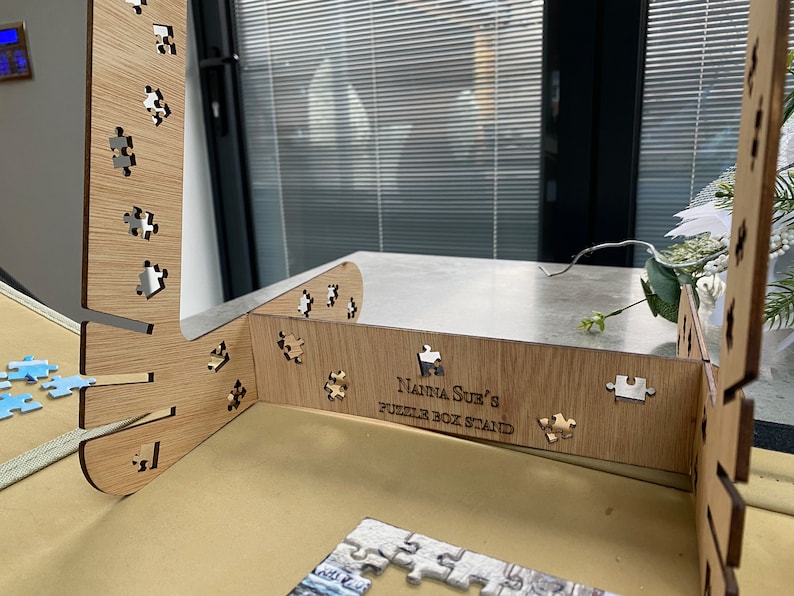 Personalised Jigsaw Box Stand. Quality Puzzle Box Lid Holder for Easy