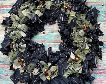 Handgemaakte kerstlappenkrans, marinegroen cottagedecor