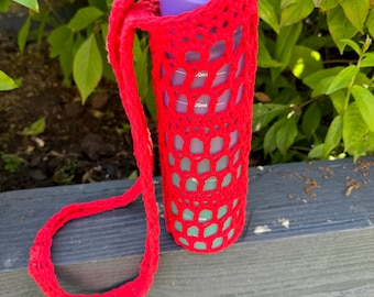 Crochet water bottle holder