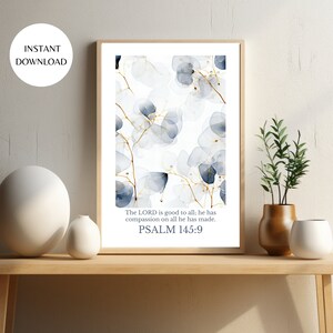 Salmo 145 - Arte de pared imprimible en tonos azules botánicos sobre blanco, descarga instantánea, impresión botánica con cita religiosa floral, arte cristiano MAP10