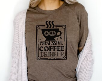 Camiseta divertida para amantes del café, ideal para mujeres, ideal para amantes del café, ideal para la reina de la cafeína, ideal para baristas, ideal para amantes del café, ideal para adictos a la cafeína.