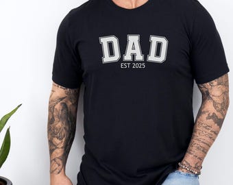 Personalized Dad Shirt with Year, Dad Shirt, New Dad Shirt, Dad T-shirt, Pregnancy Announcement Shirt, Father's Day Gift, Gift For Dad