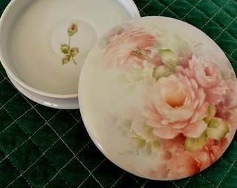 Rare Vintage Limoges  Bonbonniere, Trinket Box, Powder Box - signed