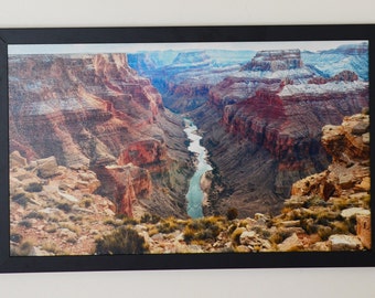 Impresión de lienzo enmarcado de 22x36: Banco de la Luna Azul, Parque Nacional del Gran Cañón y Reserva Navajo de Arizona