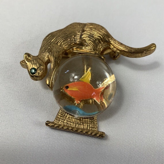 Vintage Gold Tone Metal Curious Cat on Goldfish B… - image 1