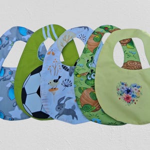 Adjustable Baby Bib – Cotton & Waterproof Terry, 0–12 Months, Double Snap Closure