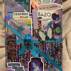 Blind Date With A Book - Premium