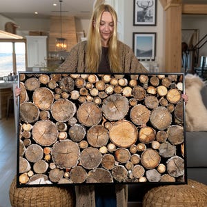 Stampa artistica su tela con legna da ardere accatastata: decorazione murale in legno da fattoria