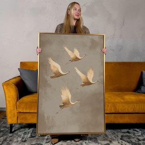 Arte en lienzo de grulla japonesa: vuelo sereno, decoración minimalista neutra