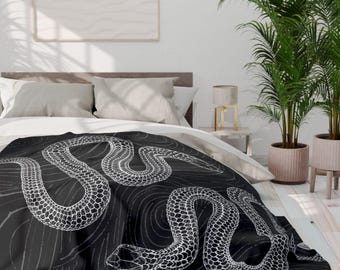 Snakes Arctic Fleece Blanket, Black White Reptile Serpent, Home Bedroom Living Room Dorm Study House Makeover Warm Body Wrap