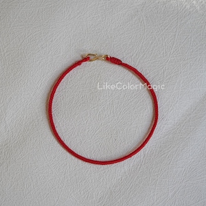 手作りのミニマリストクラスの赤い耐久性のある防水ワックスコードブレスレット、幸運のブレスレット、カップルブレスレット、保護用ブレスレット
