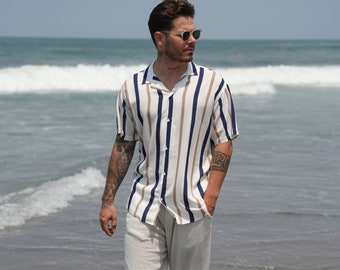 White stripe beach shirt, Button-down short sleeve shirt, Blue striped oversize men's shirt, Vintage 90s striped shirt Sezarcollections