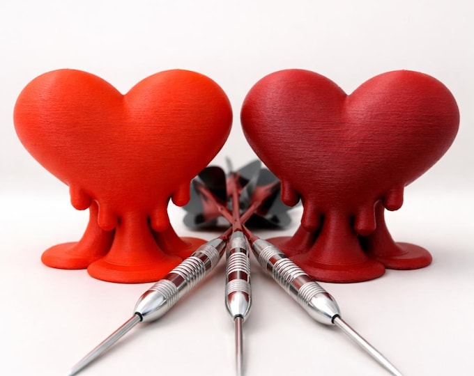 Darts Valentine’s Day Gift, Heart-Shaped Dart Holder Stand, Unique Darts Display