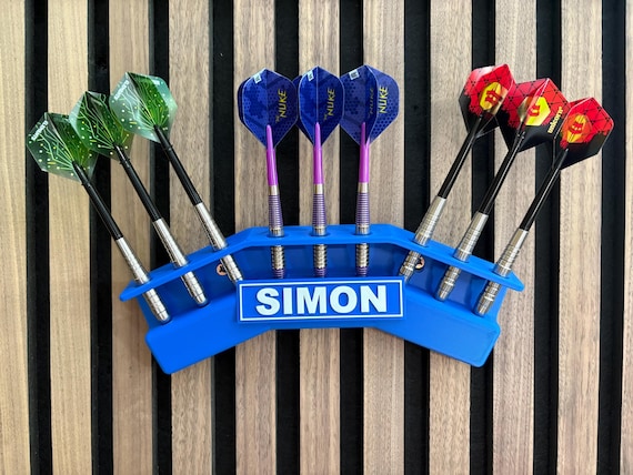 Personalised Dart Holder – Custom Darts Gift for Him – Unique Dart Display Stand – Game Room & Man Cave Decor Perfect Gift for Darts Lover