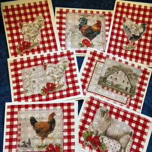 Style campagnard, vierges, toutes les occasions, fabriquées à la main avec des images de poulets, de grange et de moutons sur du tissu vichy rouge.