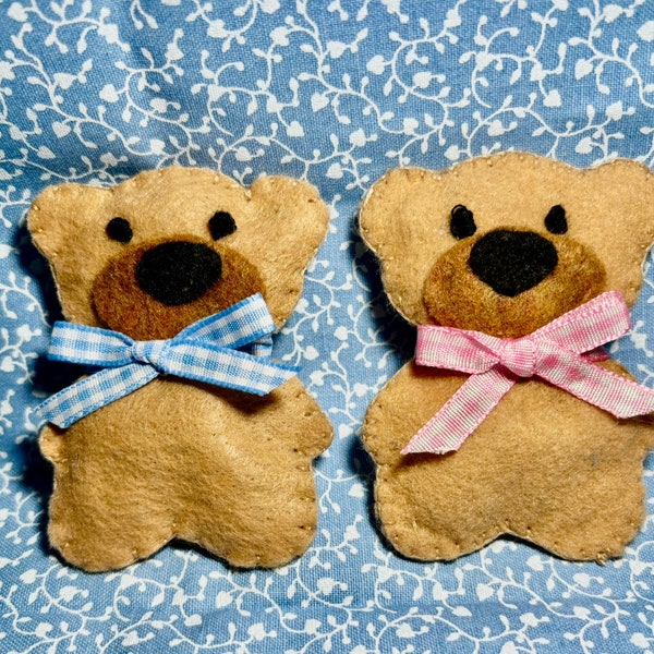 Handmade teddy bear lavender sachet (w/ real lavender buds) for baby shower favors or baby/child gift.  Custom color bows or bears available