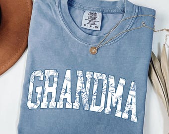 Comfort Colors Grandma Shirt, Floral Tee, Gift for Grandmother